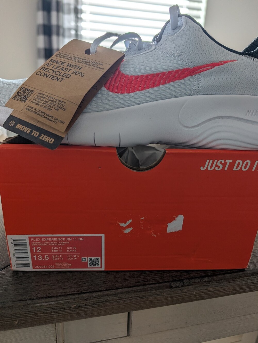 Nike Flex Experience 11-White Running Shoe with Pink Swoosh
